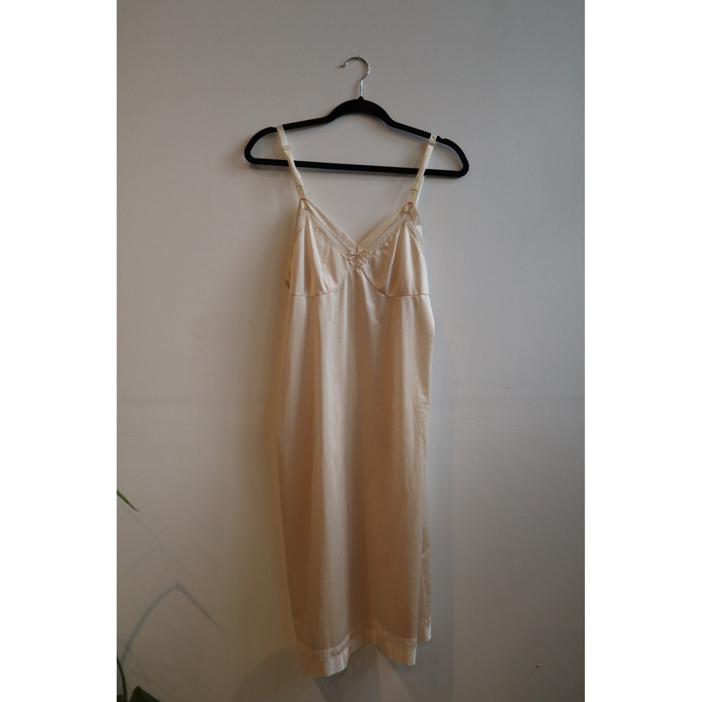 Vintage Lace Trim Full Slip Dress Champagne Beige Adjustable Straps Loungewear